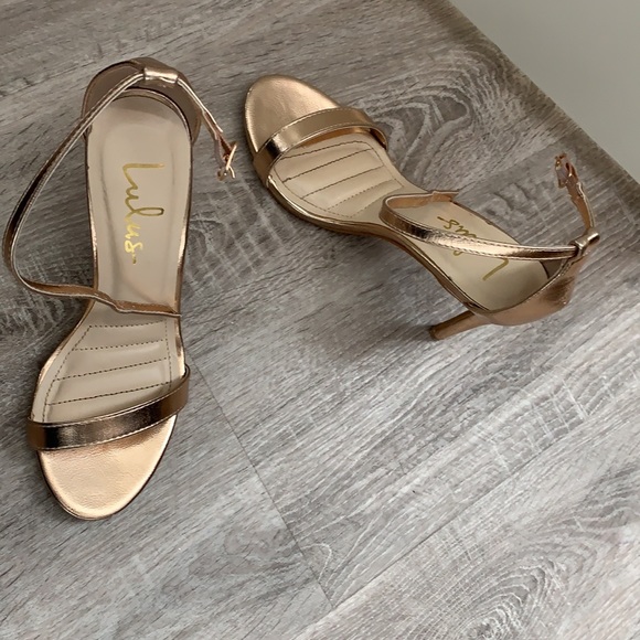 New Lulu’s - Gorgeous Gold 3 Inch Heels! Hot! 🔥 - Picture 2 of 3